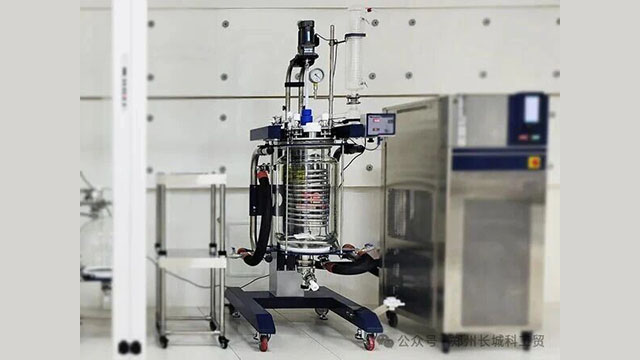 玻璃反應釜內冷盤管加持——直面快速放熱不慌，鎖定溫度穩定護航