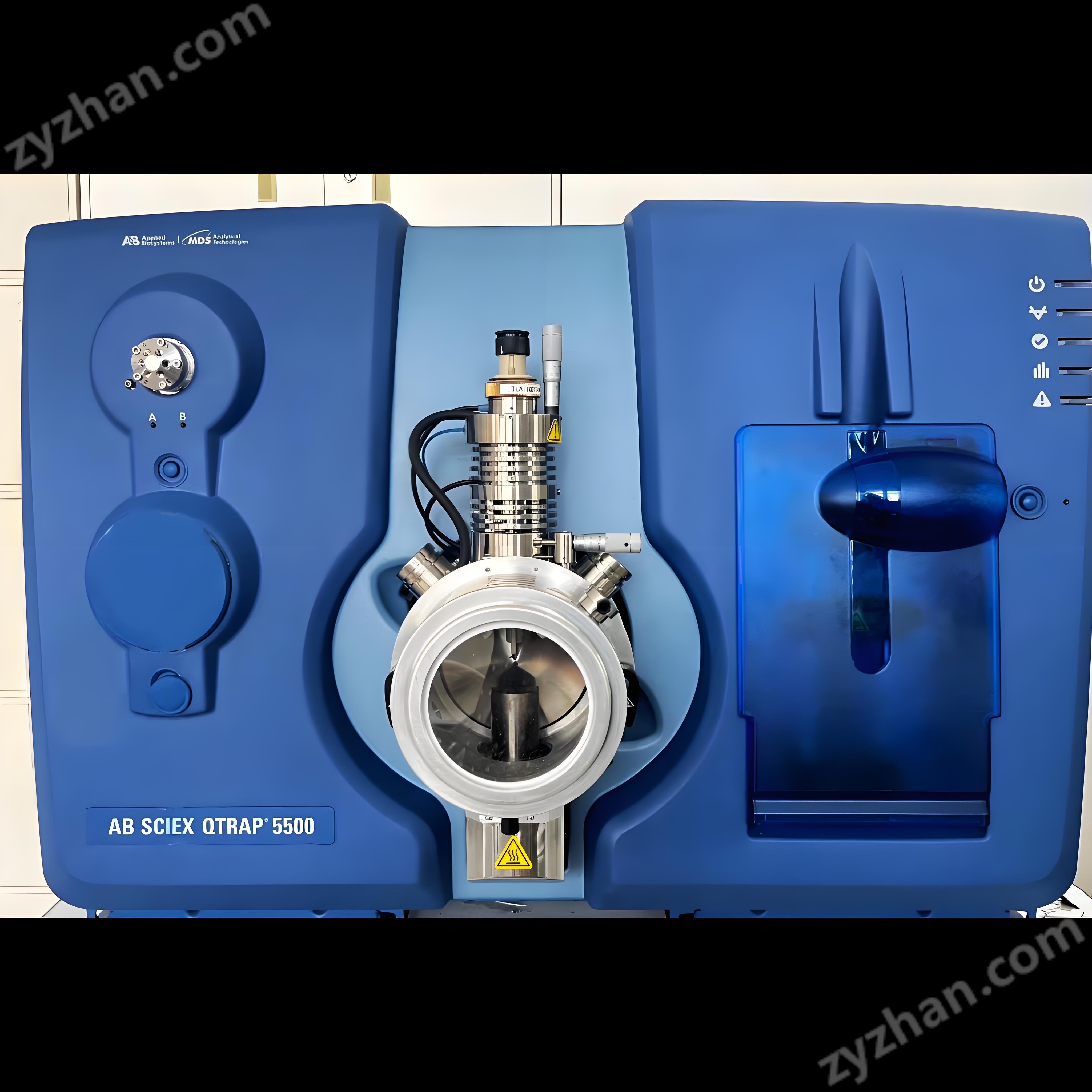 Liquid chromatography-mass spectrometry triple quadrupole tandem mass spectrometer