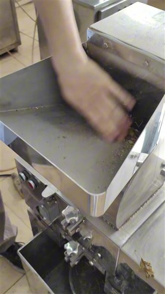 中藥破碎機