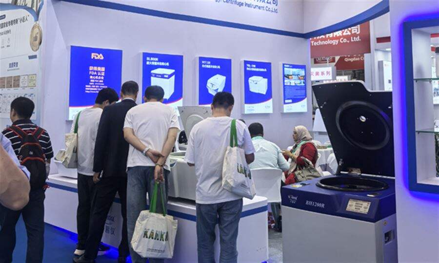 卢湘仪携新品CH3100R 超速冷冻离心机亮相CPHI CHINA展，彰显国产实验室装备硬实力