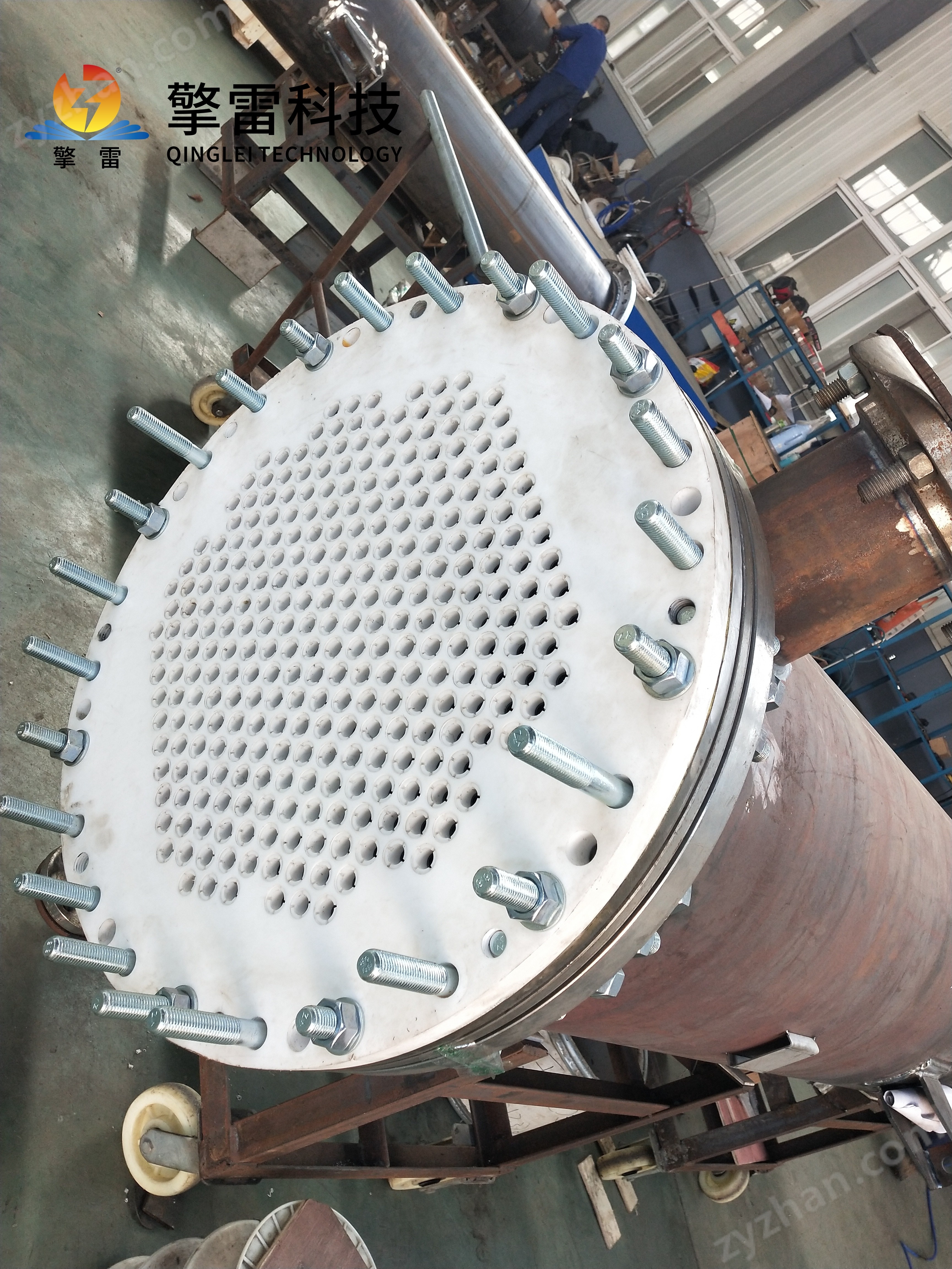 金屬酸洗碳化硅熱交換器結(jié)構(gòu)